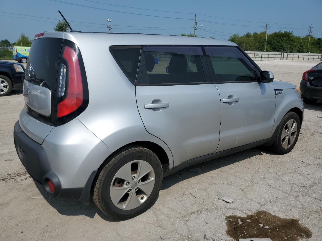 VIN KNDJN2A22F7794484 2015 KIA SOUL no.3