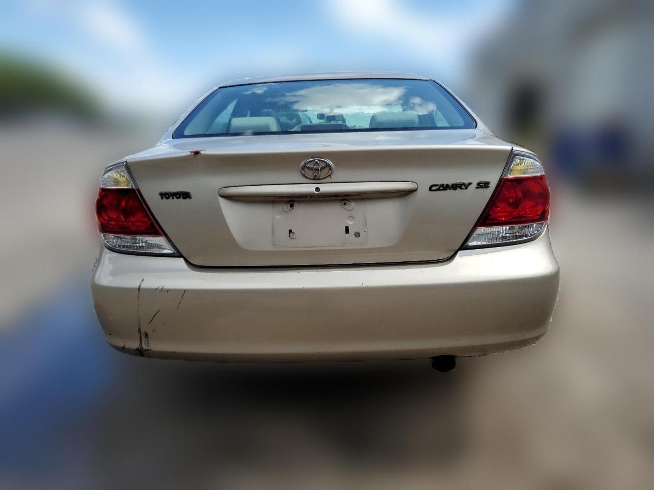 2005 Toyota Camry Le VIN: 4T1BE32K55U541437 Lot: 63906874