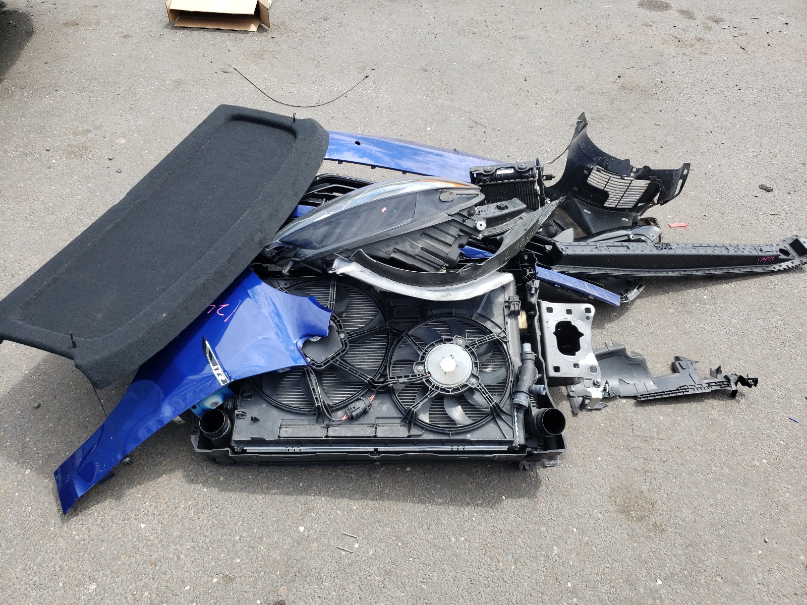 WVWVF7AU4JW215748 2018 Volkswagen Golf R