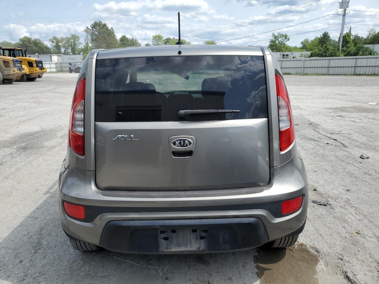 2012 Kia Soul + VIN: KNDJT2A63C7465426 Lot: 64835914