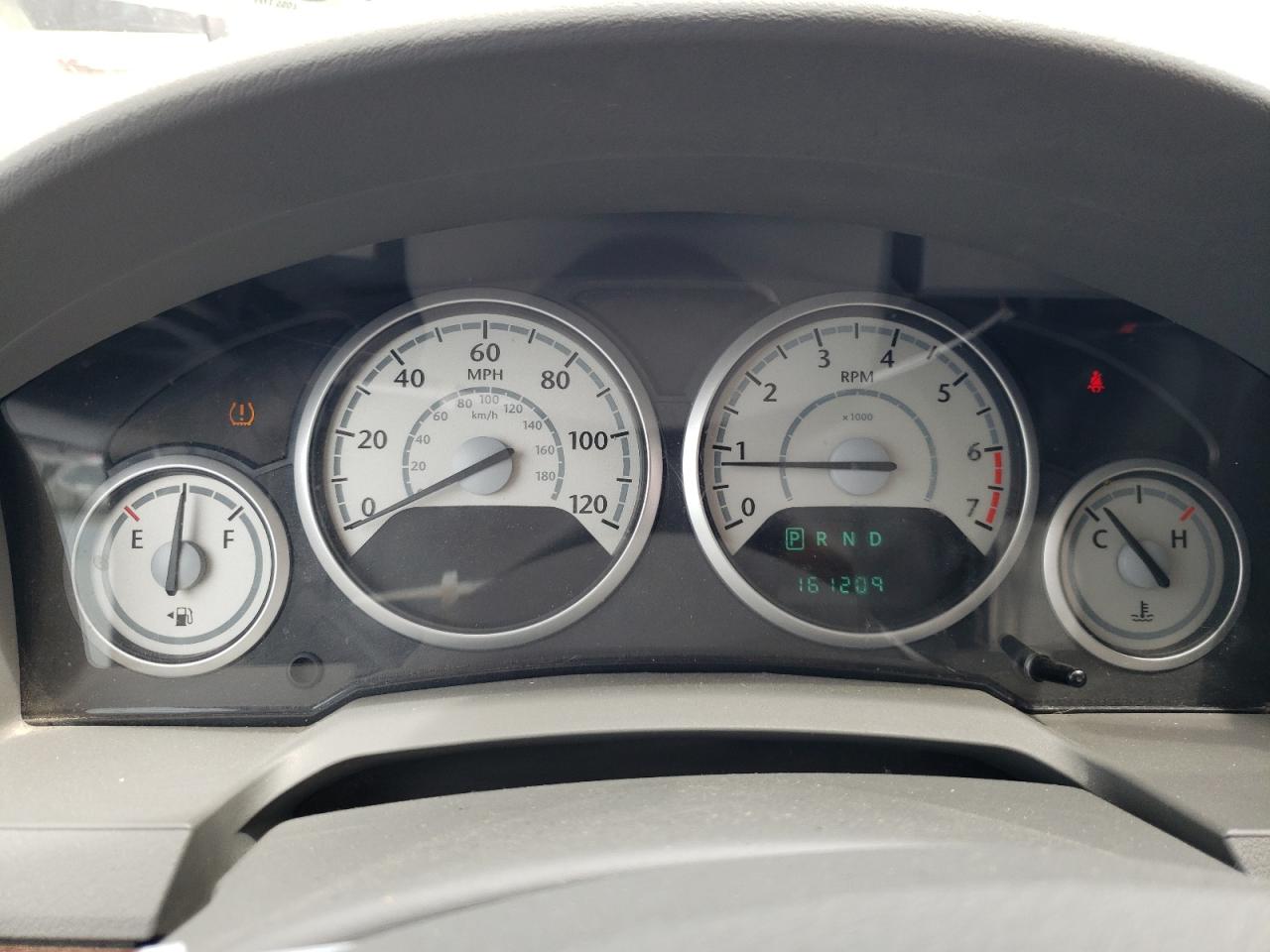 2010 Chrysler Town & Country Lx VIN: 2A4RR2D14AR376536 Lot: 61373934