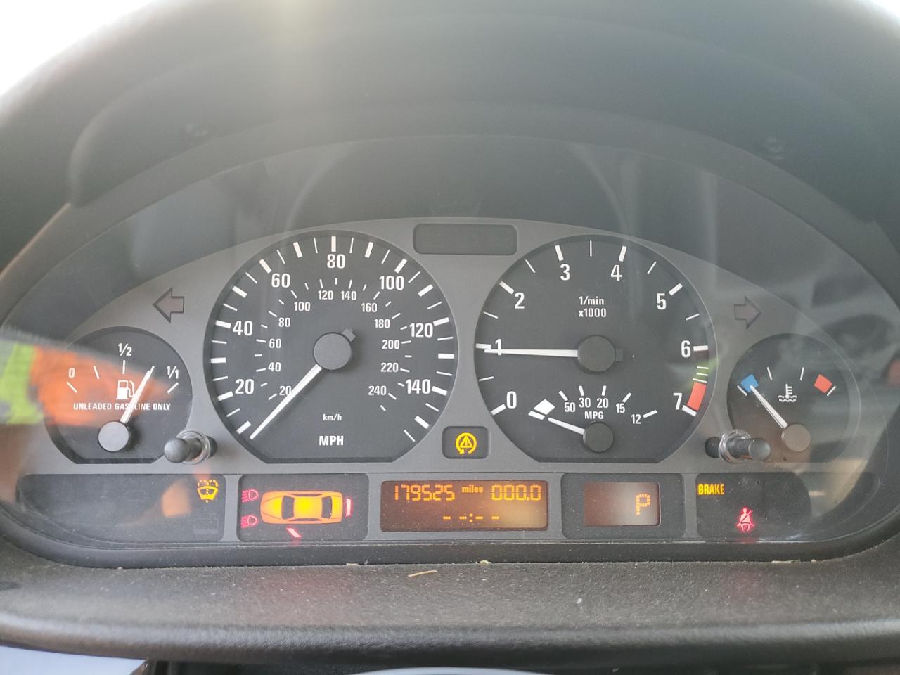 2004 BMW 325 I VIN: WBAET37494NJ95206 Lot: 64182074