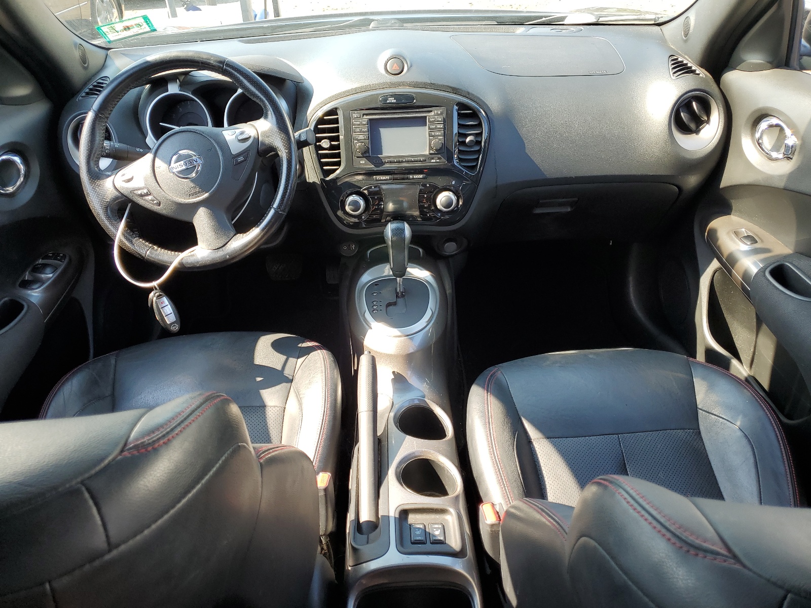 2012 Nissan Juke S vin: JN8AF5MV4CT107680