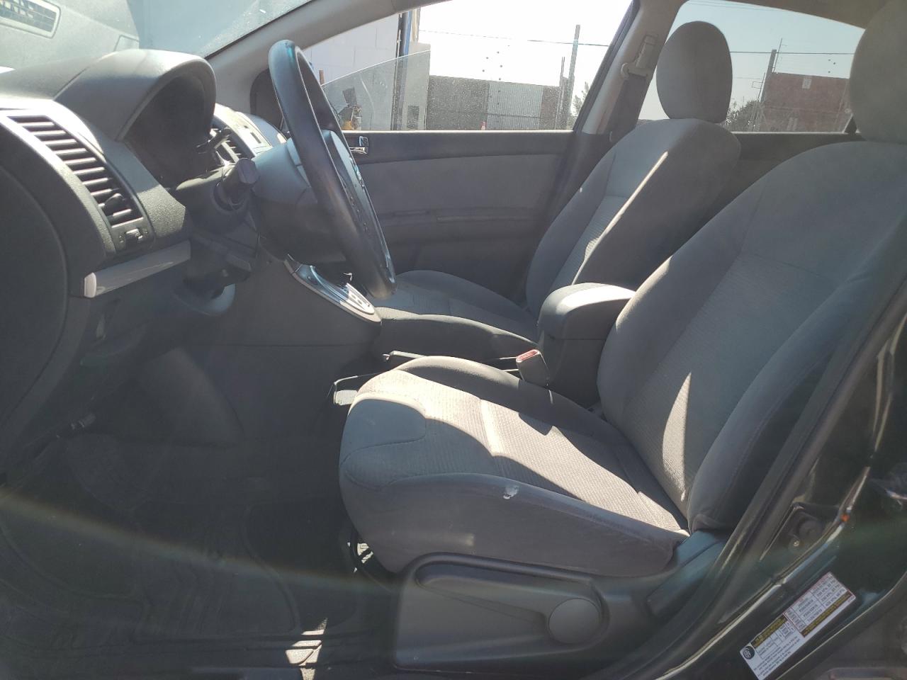 2010 Nissan Sentra - Image 7