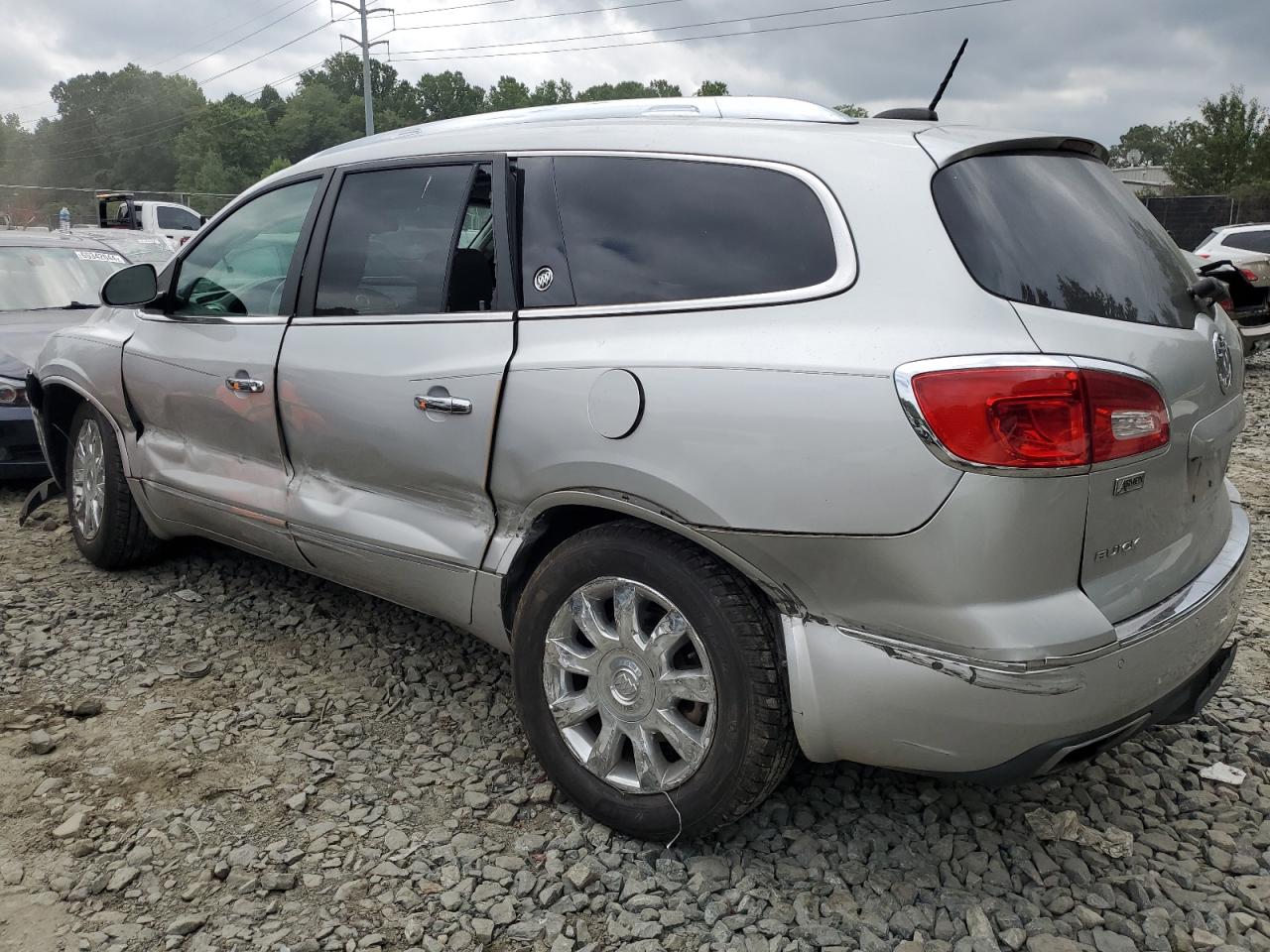 5GAKVBKD9GJ263552 2016 BUICK ENCLAVE - Image 2