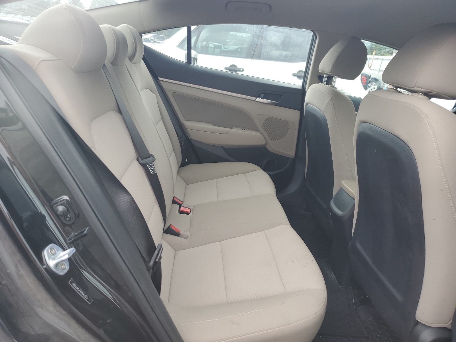 2019 Hyundai Elantra Sel vin: 5NPD84LF9KH479512