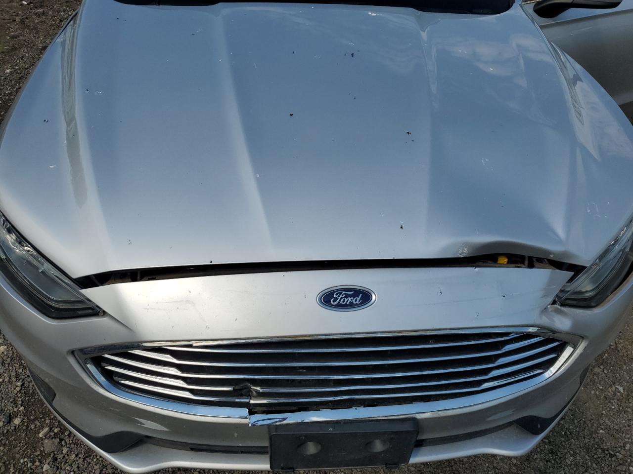 3FA6P0LU5KR163028 2019 Ford Fusion Se