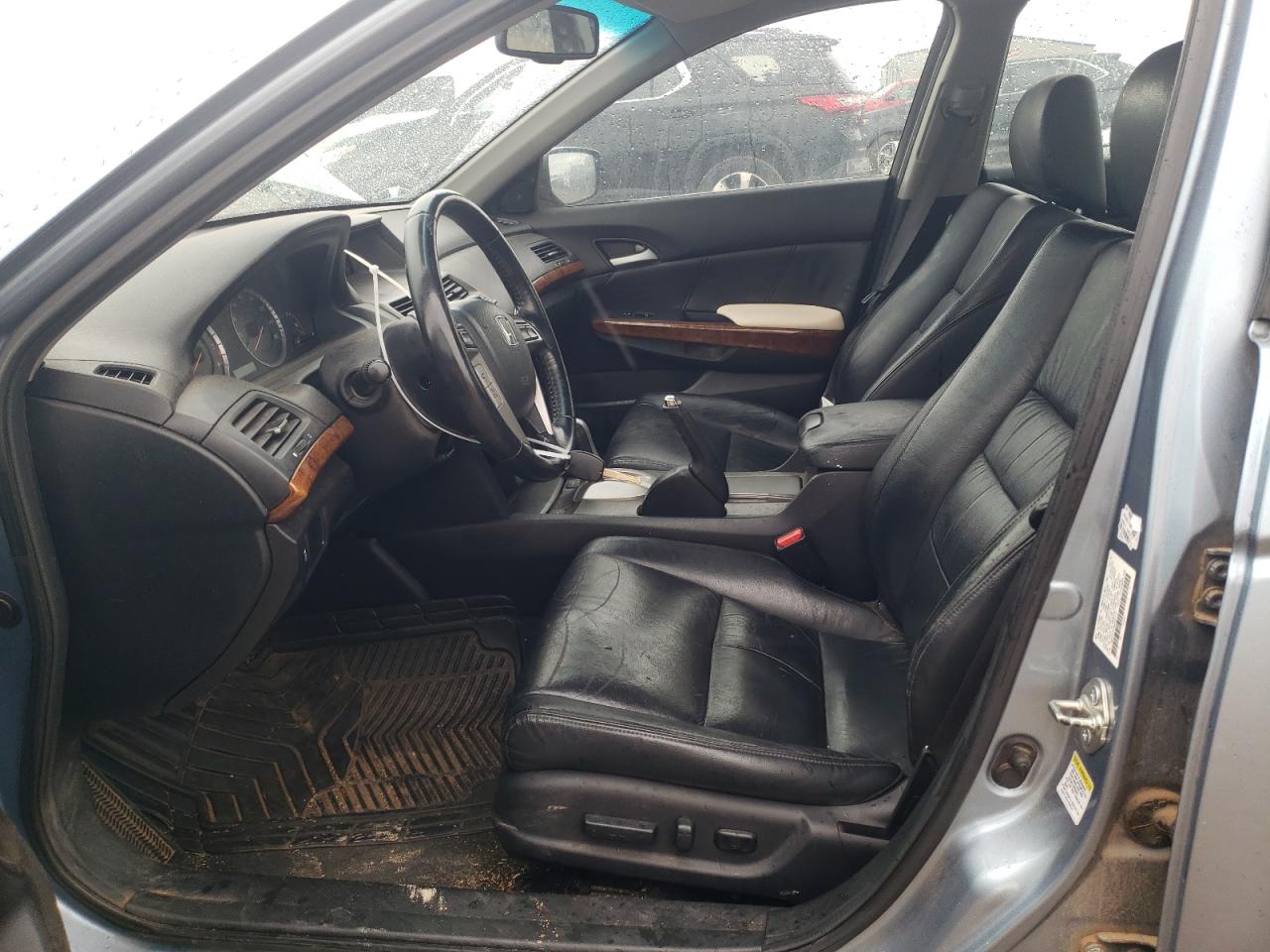 1HGCP2F87BA068120 2011 Honda Accord Exl