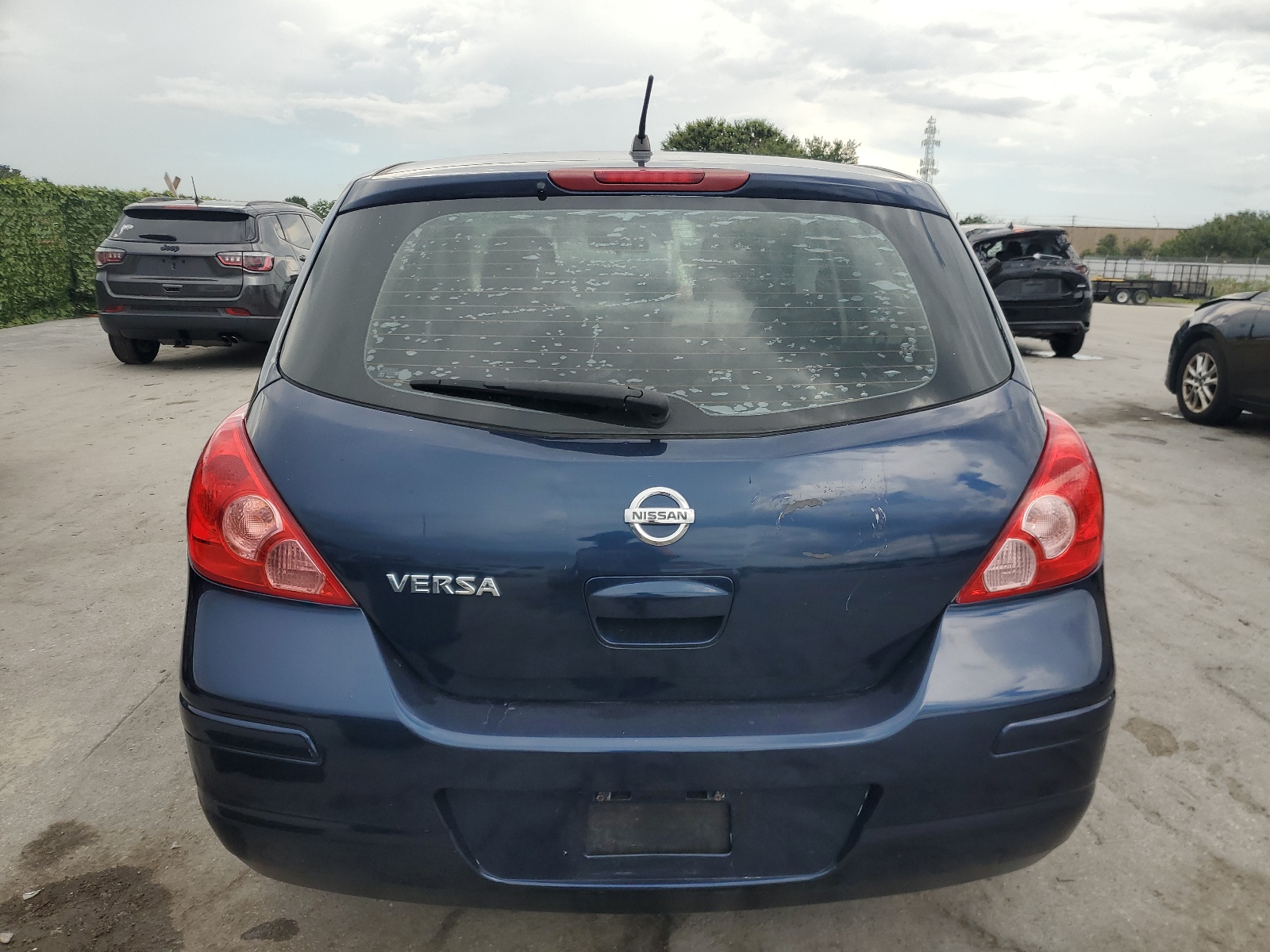 3N1BC13E18L388287 2008 Nissan Versa S