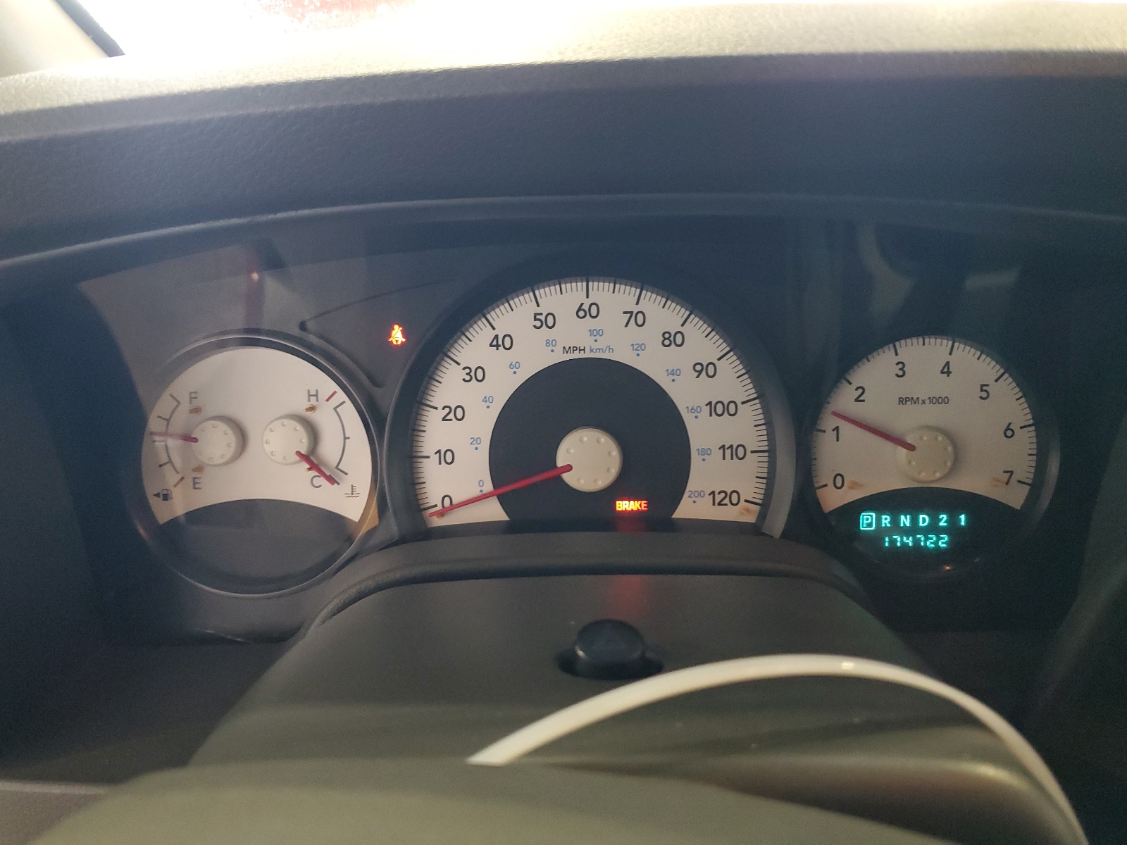 1D8HB38N88F110500 2008 Dodge Durango Sxt