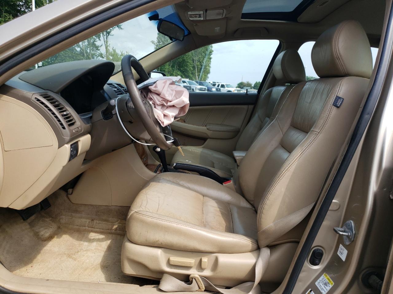 2004 Honda Accord Ex VIN: 1HGCM66544A087121 Lot: 64562524