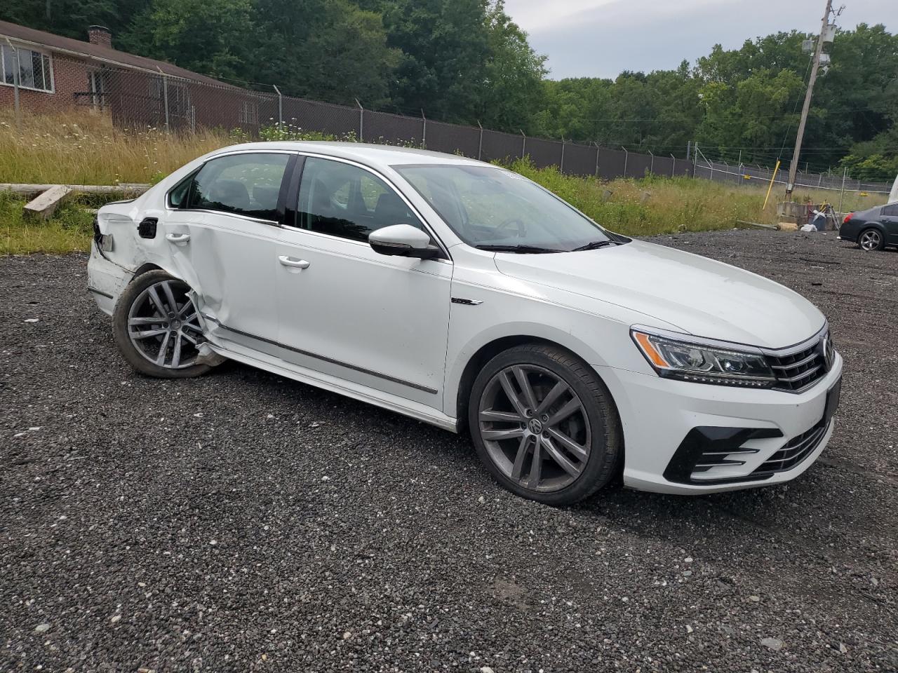 2017 Volkswagen Passat R-Line VIN: 1VWDT7A36HC019962 Lot: 63668834