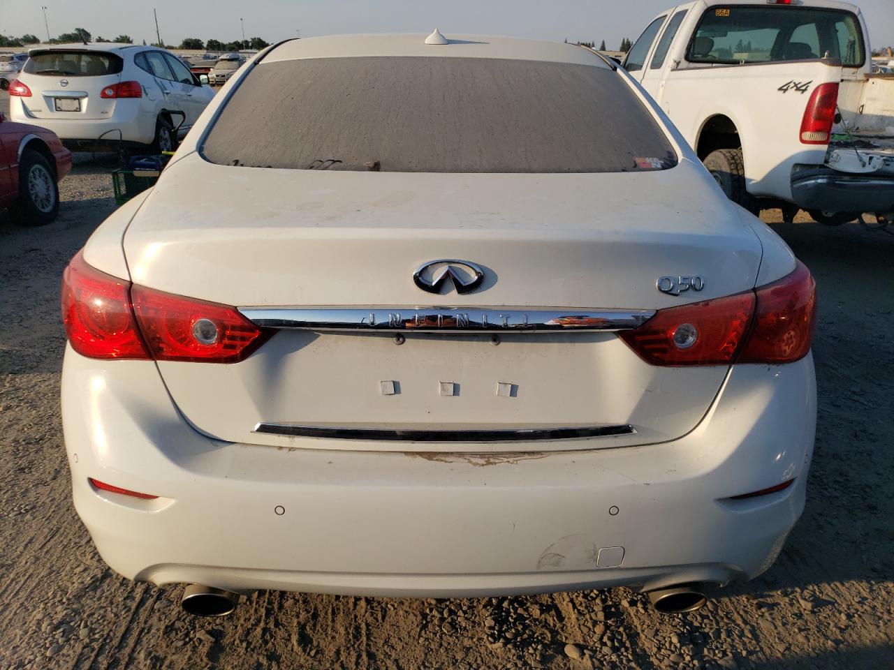 JN1EV7AP0HM732843 2017 Infiniti Q50 Premium