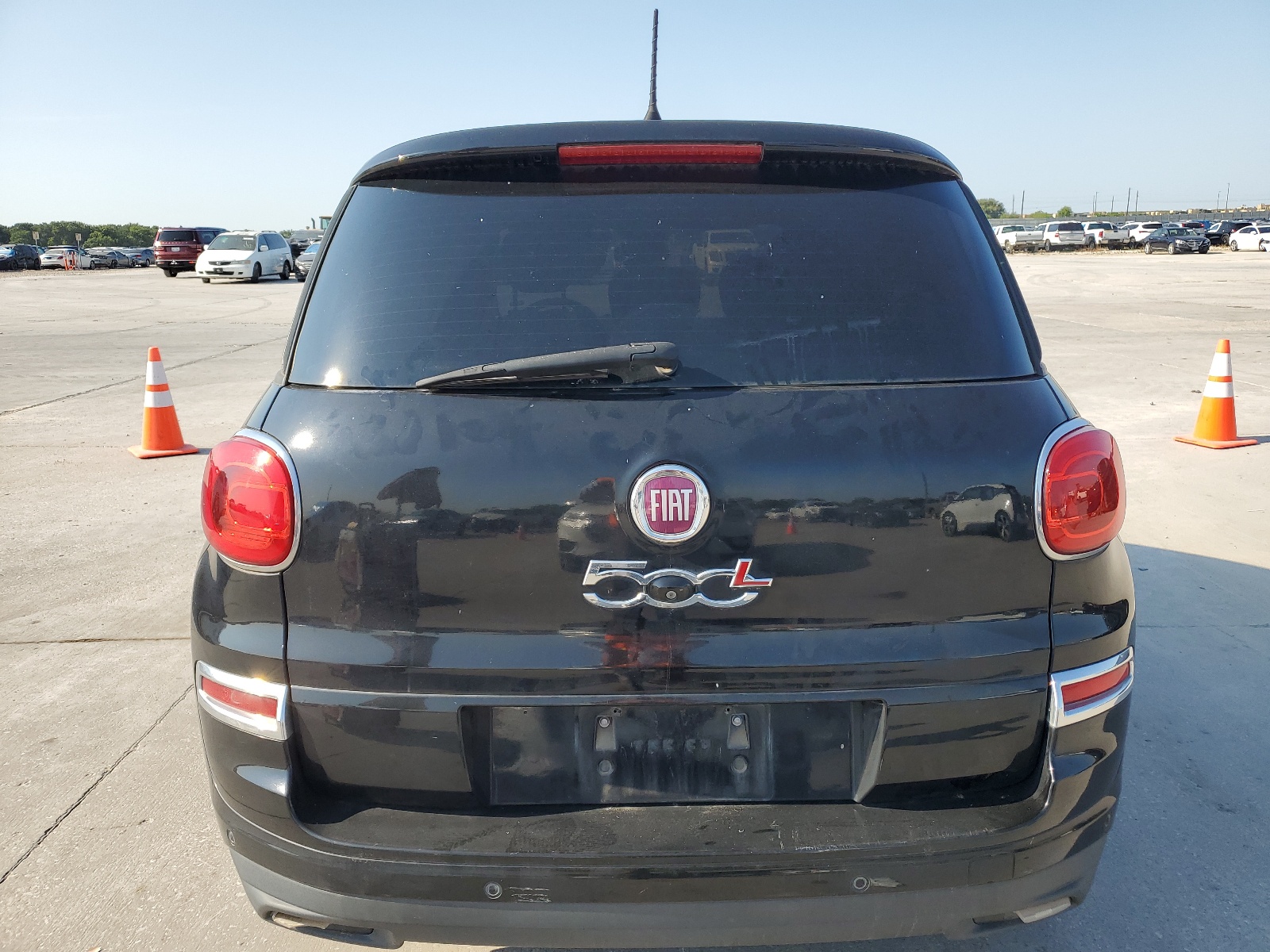 2018 Fiat 500L Lounge vin: ZFBCFACH2JZ040700