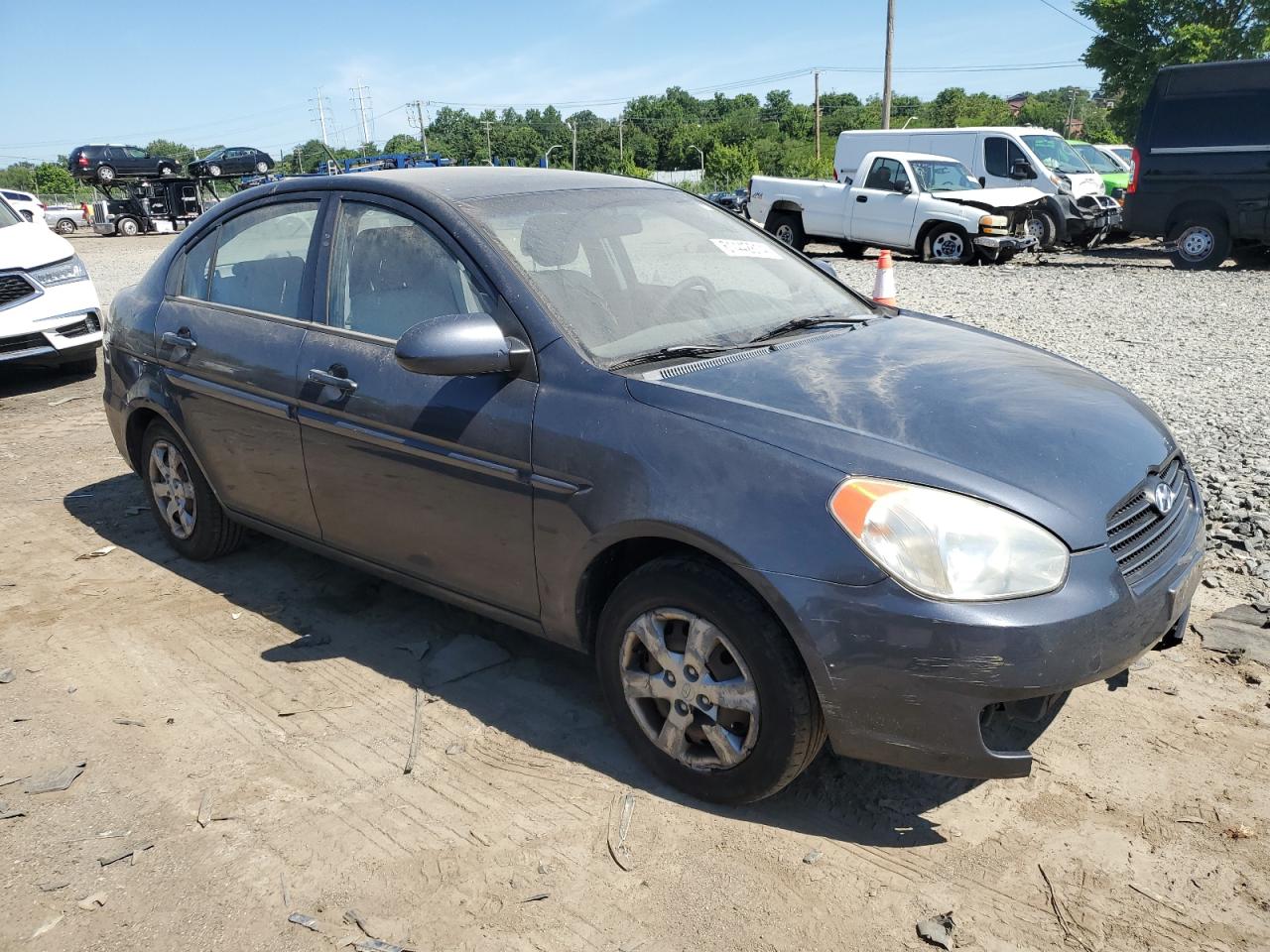 2009 Hyundai Accent - Image 4