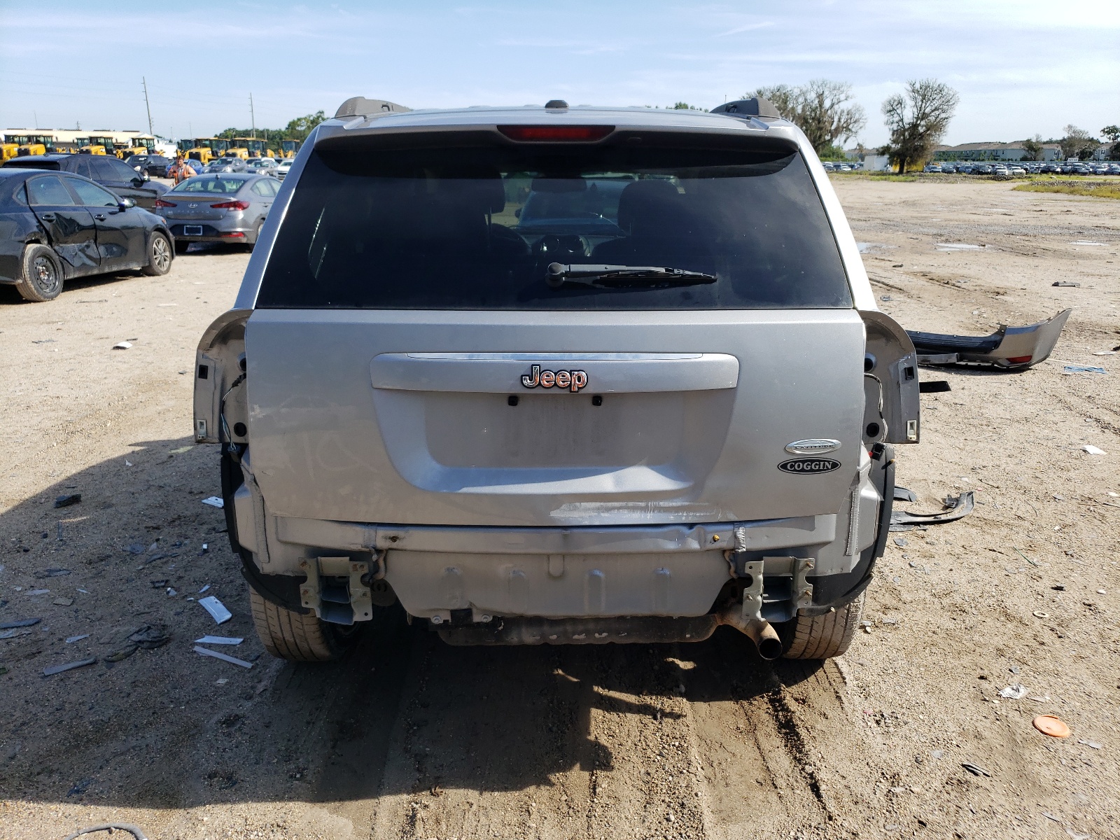 1C4NJCEAXGD783370 2016 Jeep Compass Latitude