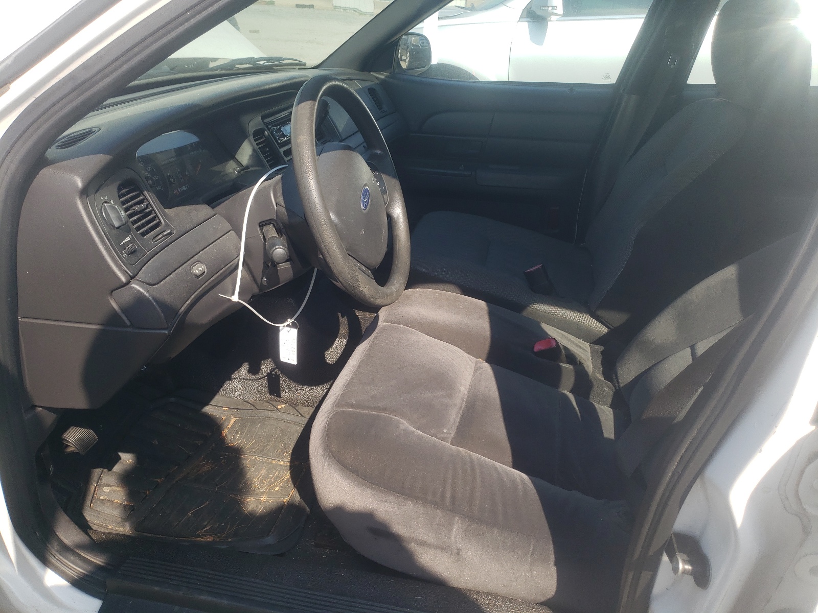 2FABP7BVXBX110876 2011 Ford Crown Victoria Police Interceptor