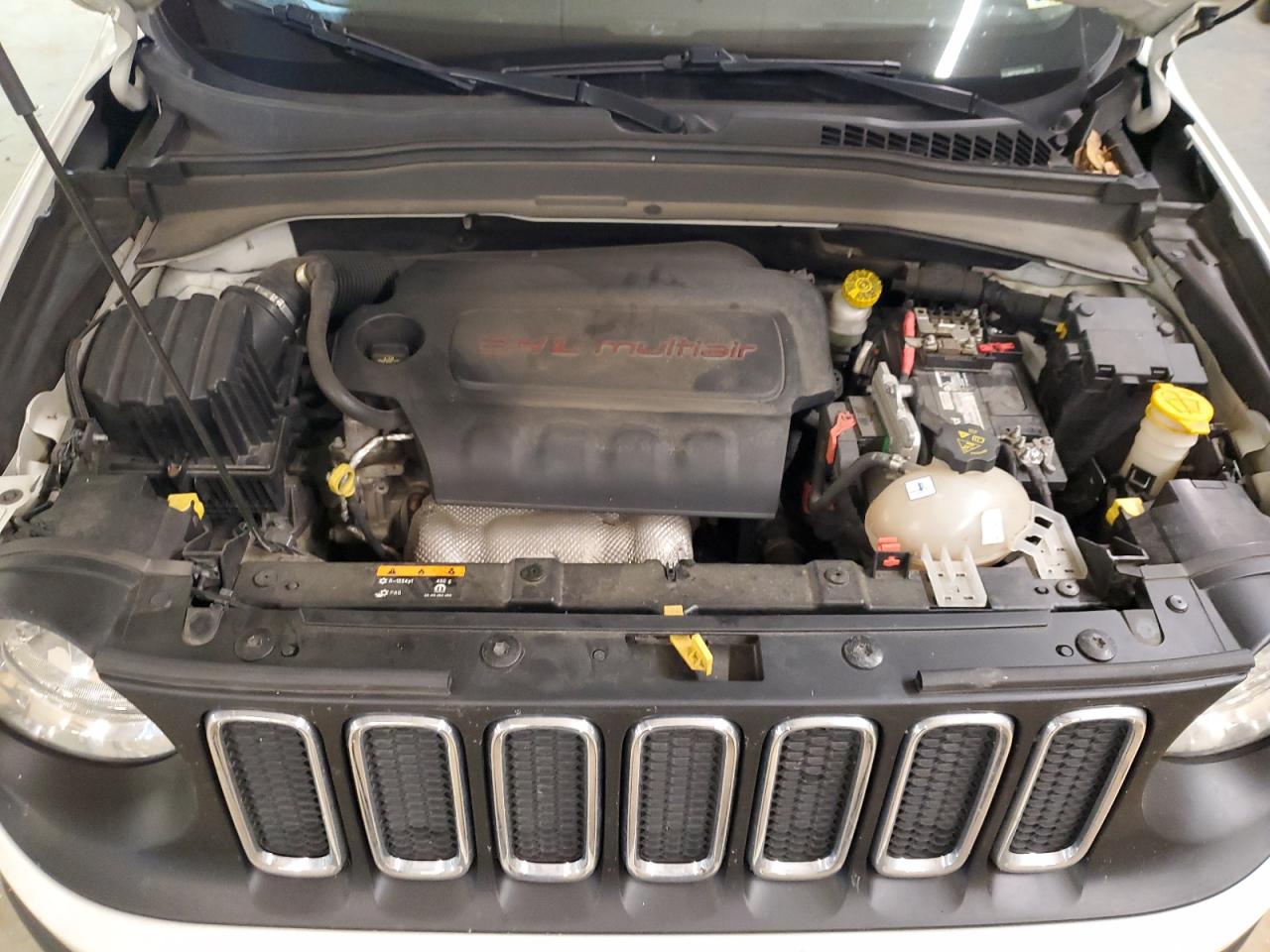 2015 Jeep Renegade Latitude VIN: ZACCJBBT0FPC42576 Lot: 61477664