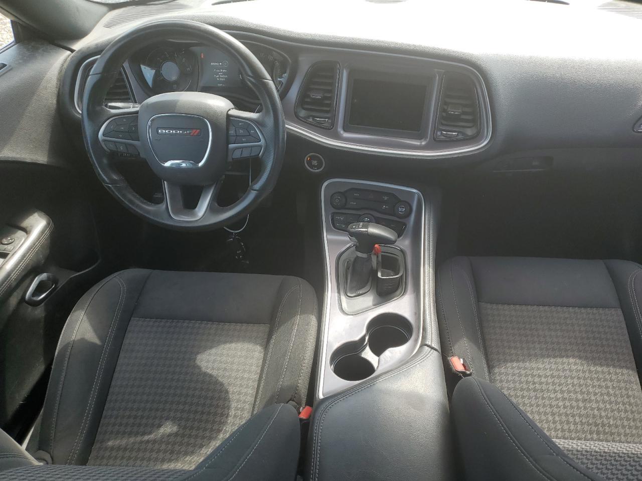 2019 Dodge Challenger Sxt VIN: 2C3CDZAG1KH632607 Lot: 62687884