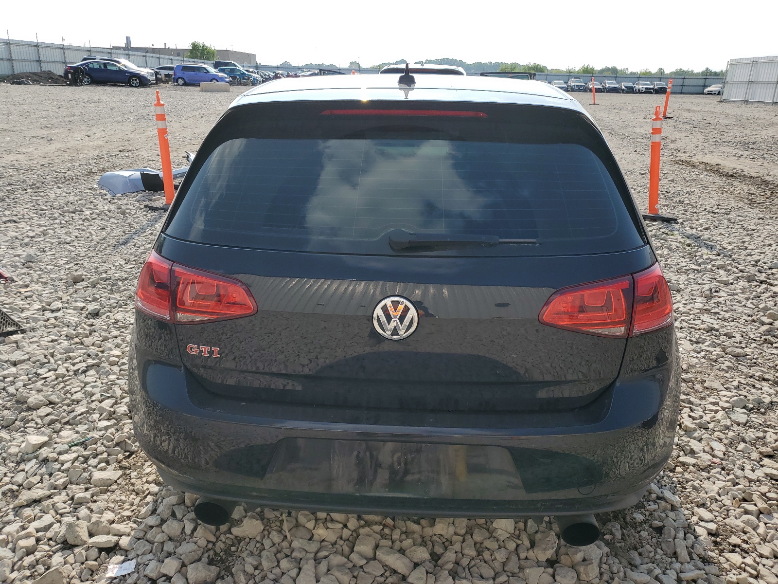 3VW447AU6HM050469 2017 Volkswagen Gti S/Se