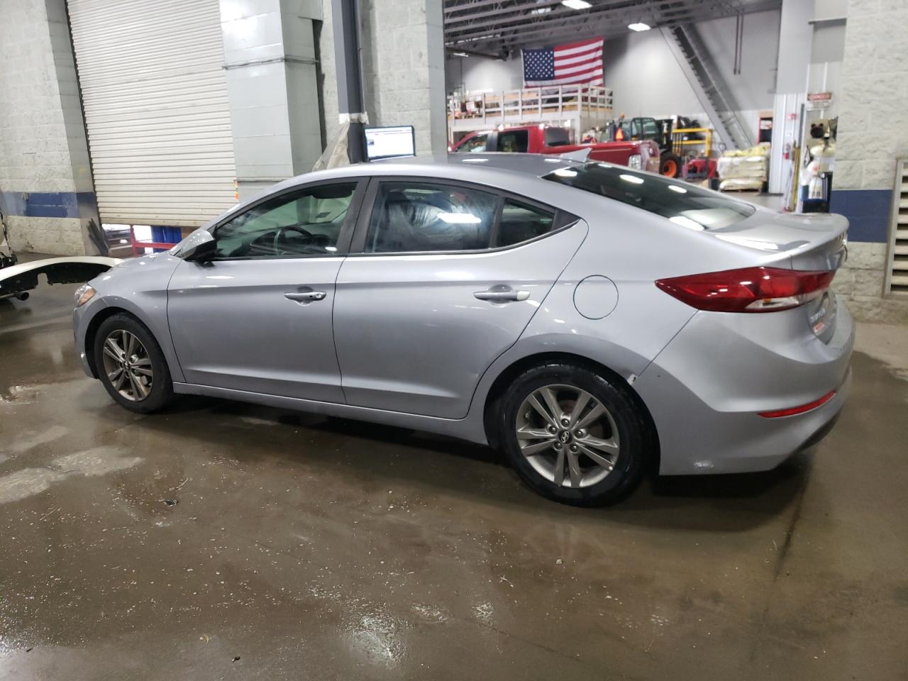 2017 Hyundai Elantra - Image 2