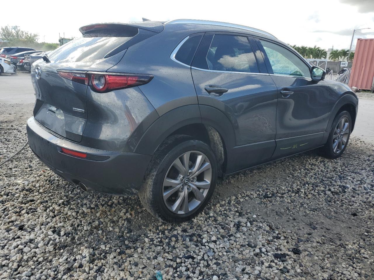 3MVDMADL7MM20193X 2021 Mazda Cx-30 Premium