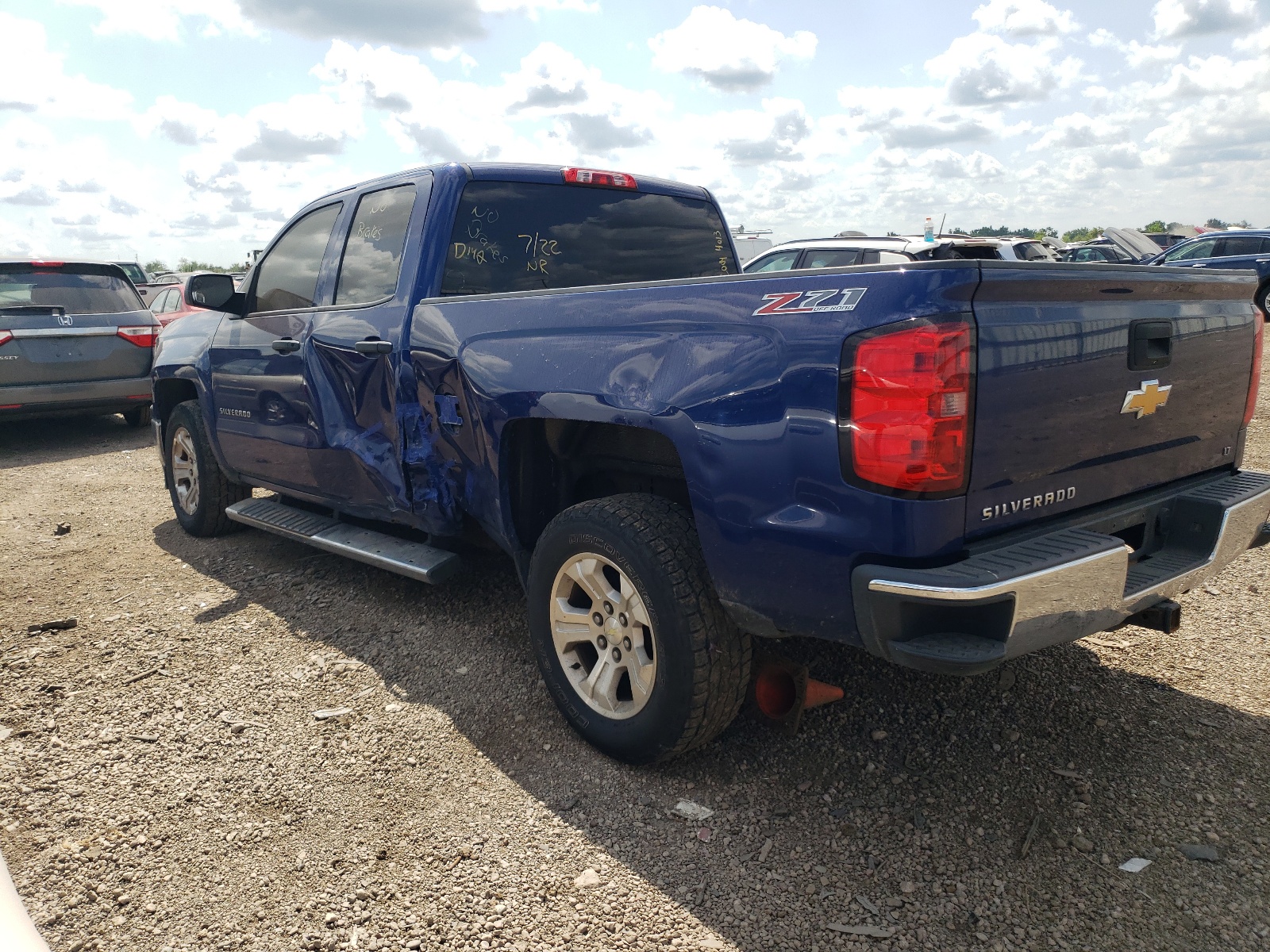 2014 Chevrolet Silverado K1500 Lt vin: 1GCVKREC7EZ275200