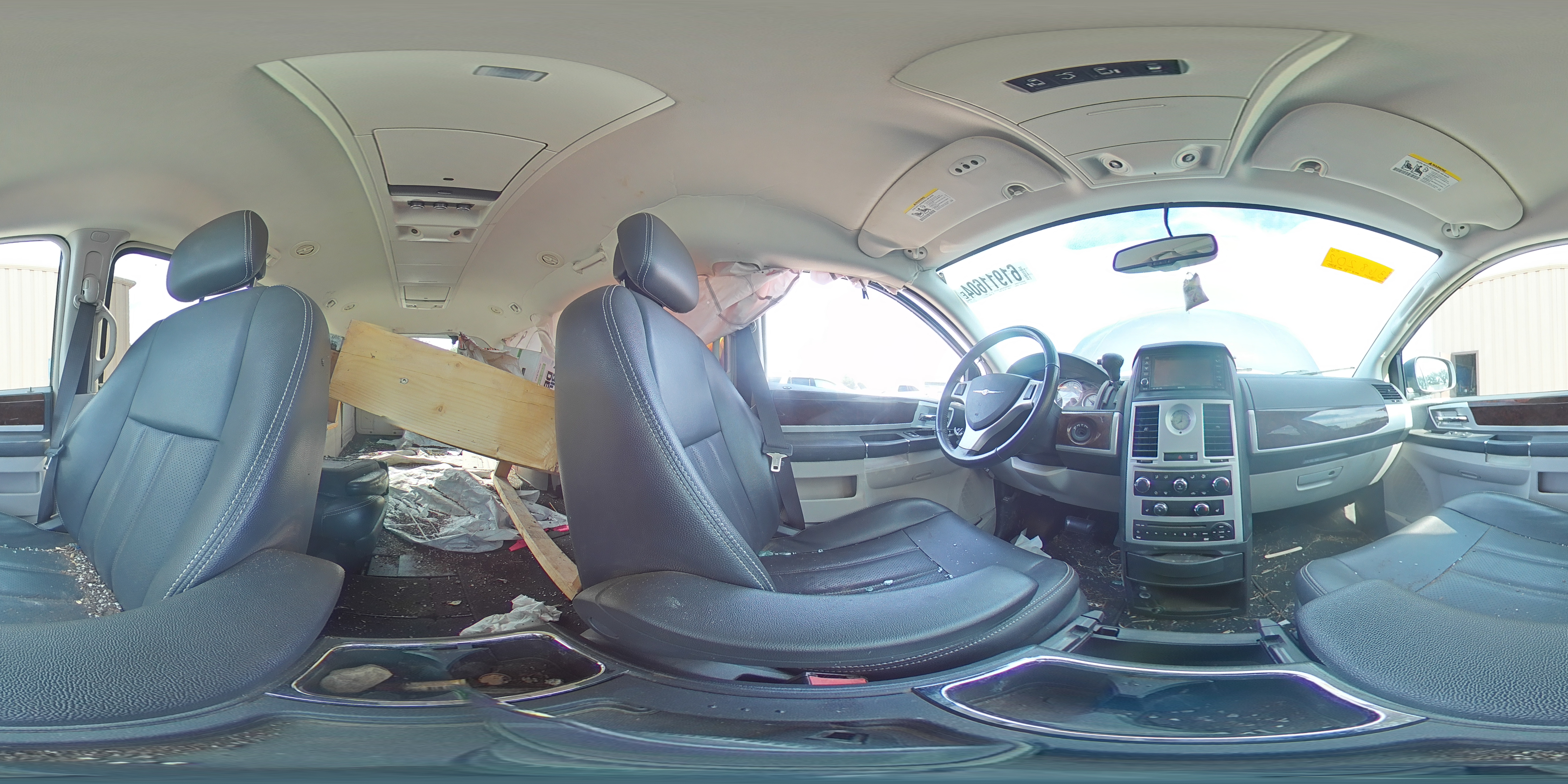 2010 Chrysler Town & Country Touring Plus VIN: 2A4RR8DX2AR368202 Lot: 61911604