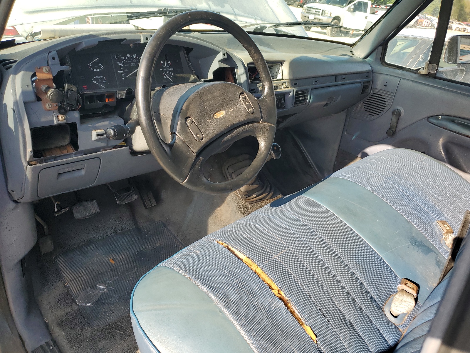 1FTEX15Y9NKB10949 1992 Ford F150 1FTEX15Y9NKB10949 1992 Ford F150