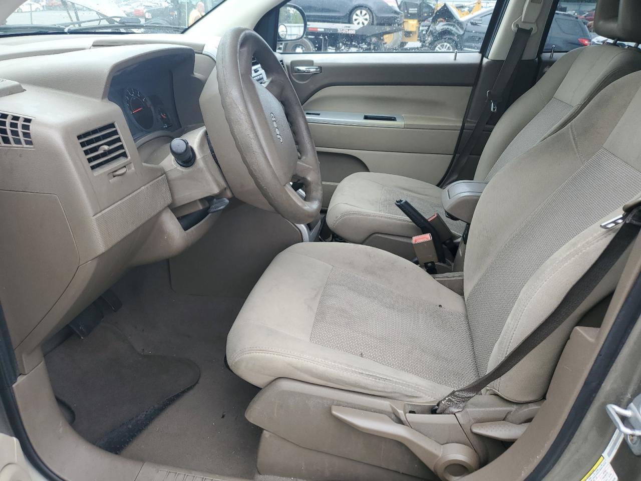 2008 Jeep Compass Sport VIN: 1J8FF47W18D704439 Lot: 62477804