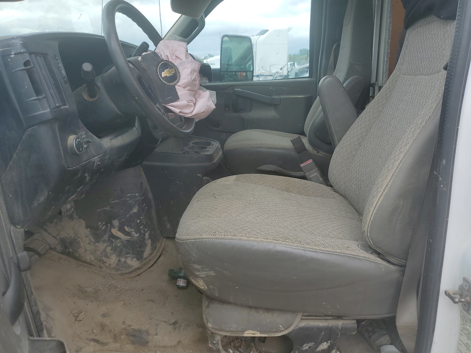 1GB3GTCG9G1291299 2016 Chevrolet Express G3500