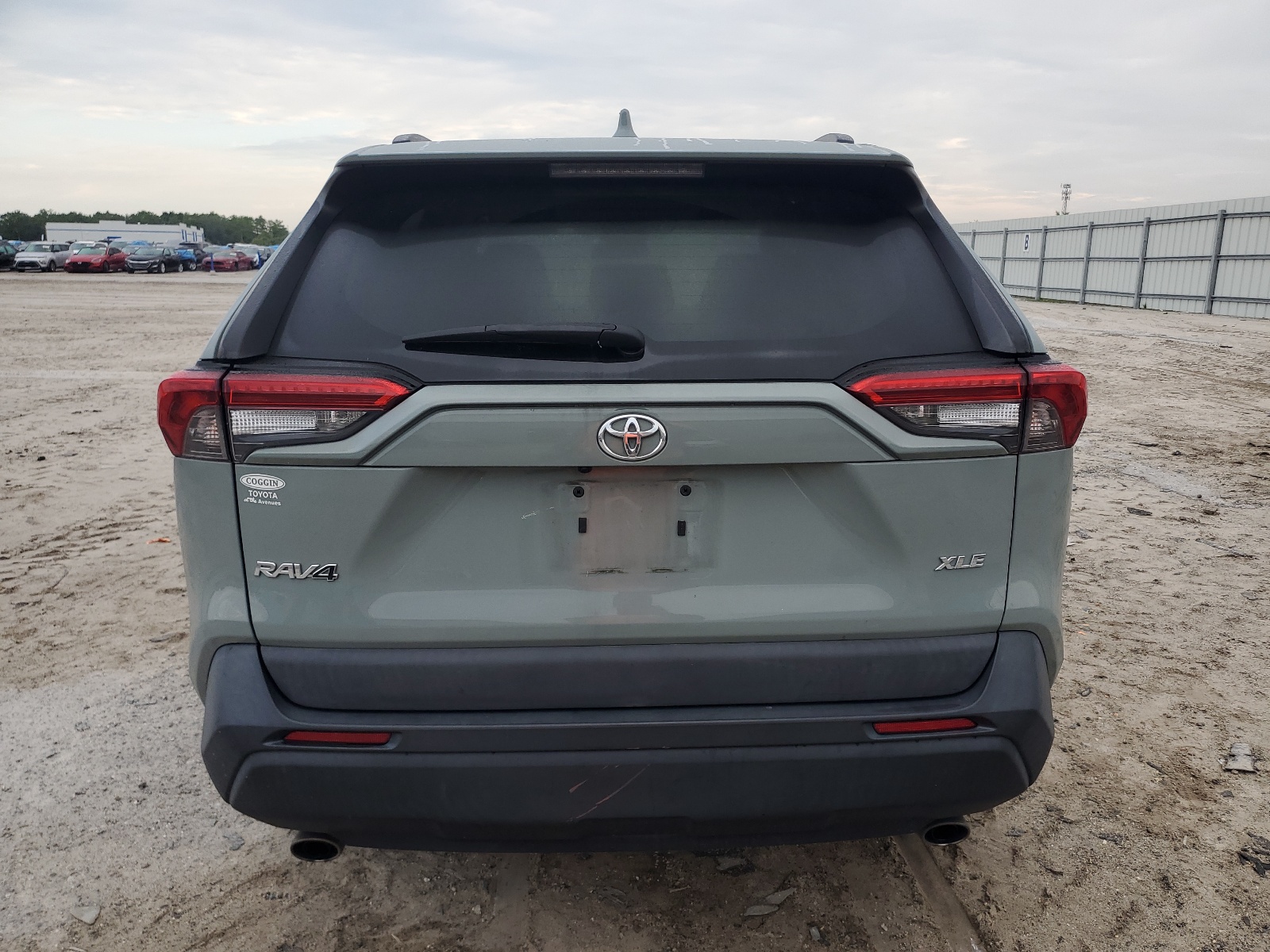 2T3W1RFV3LW061048 2020 Toyota Rav4 Xle