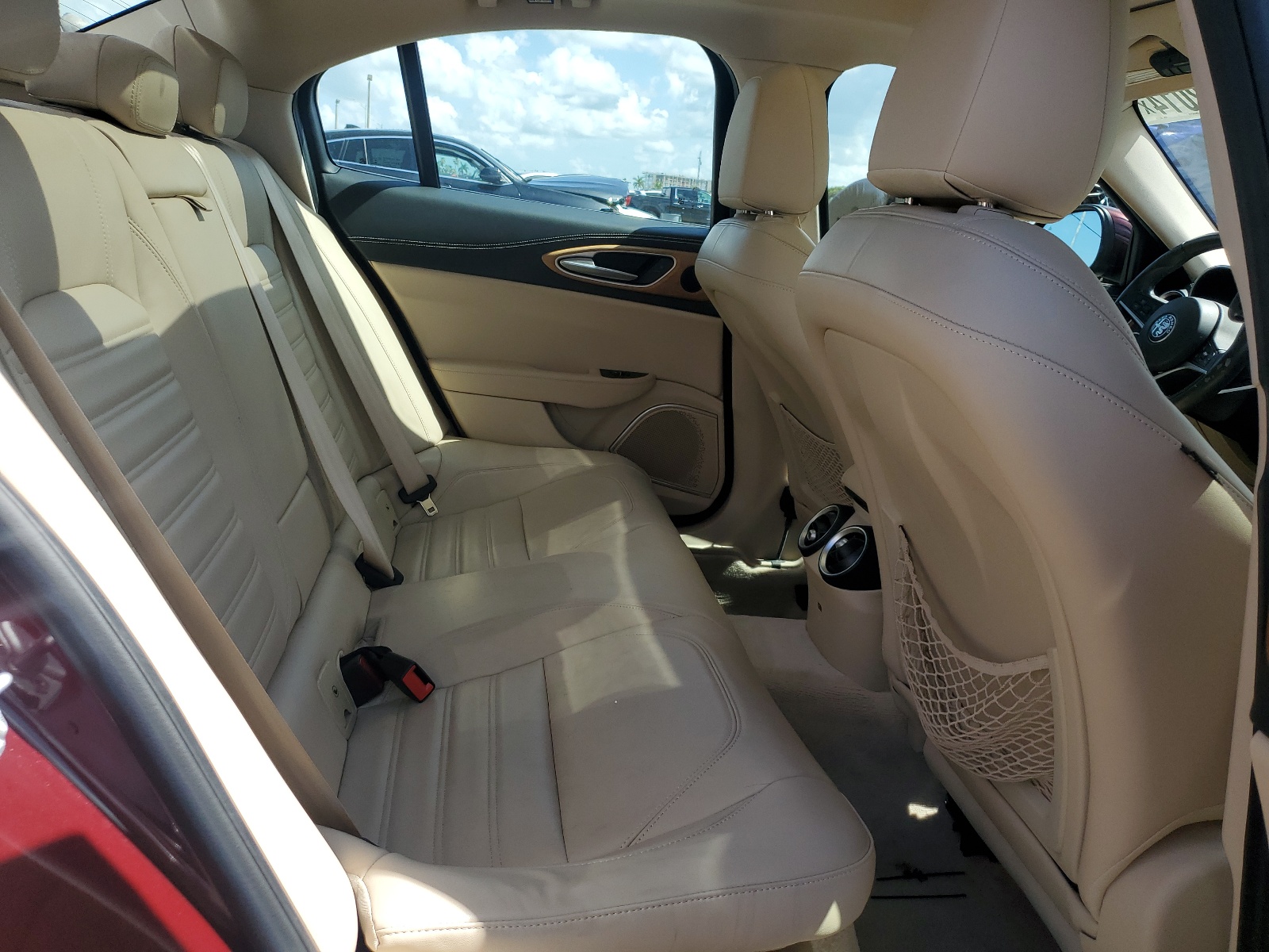 ZARFAECN0J7593725 2018 Alfa Romeo Giulia Ti