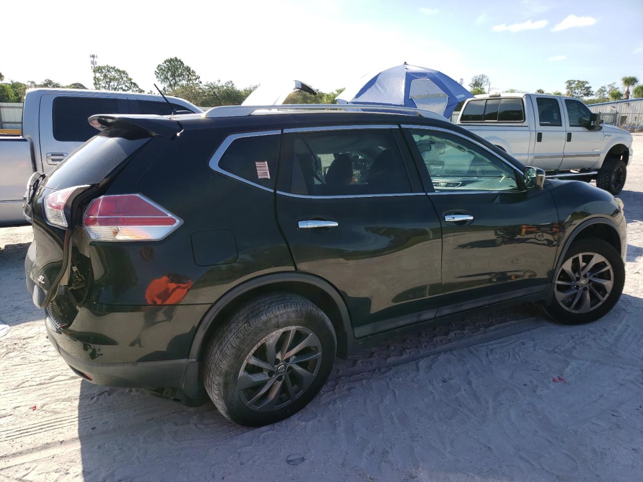 2016 Nissan Rogue - Image 3