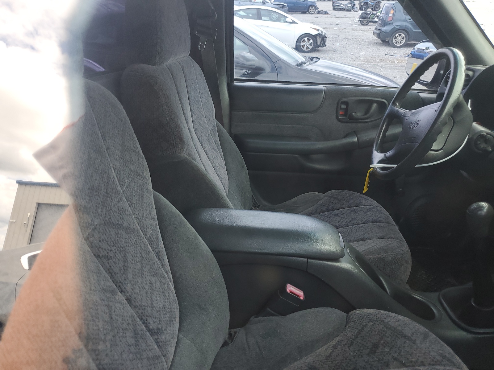 1GTCS14W7W8500341 1998 GMC Sonoma