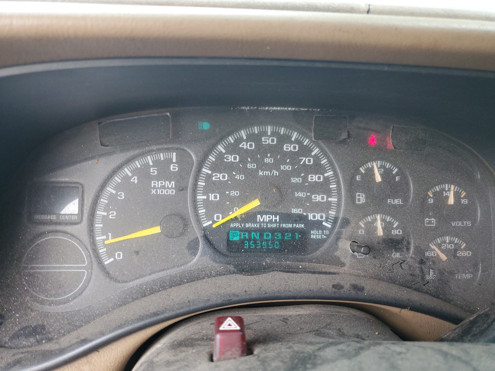 1GNEC13T3YJ155714 2000 Chevrolet Tahoe C1500