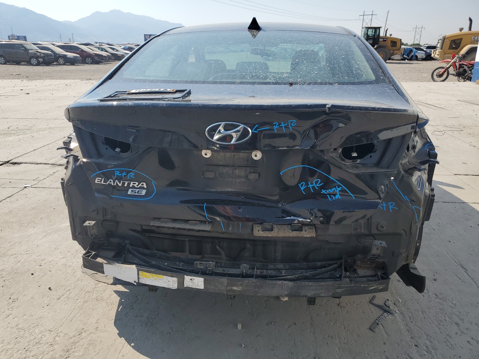 5NPD74LF3HH158643 2017 Hyundai Elantra Se