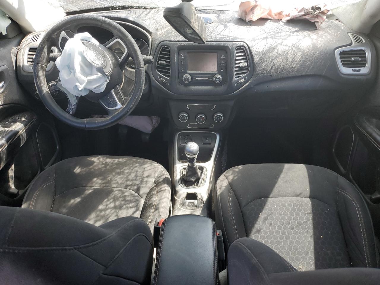 2018 Jeep Compass Sport VIN: 3C4NJCABXJT125015 Lot: 62097634