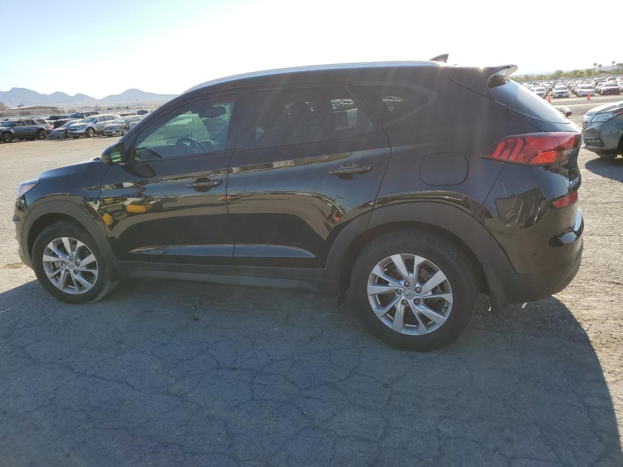 KM8J33A41KU851150 2019 HYUNDAI TUCSON - Image 2