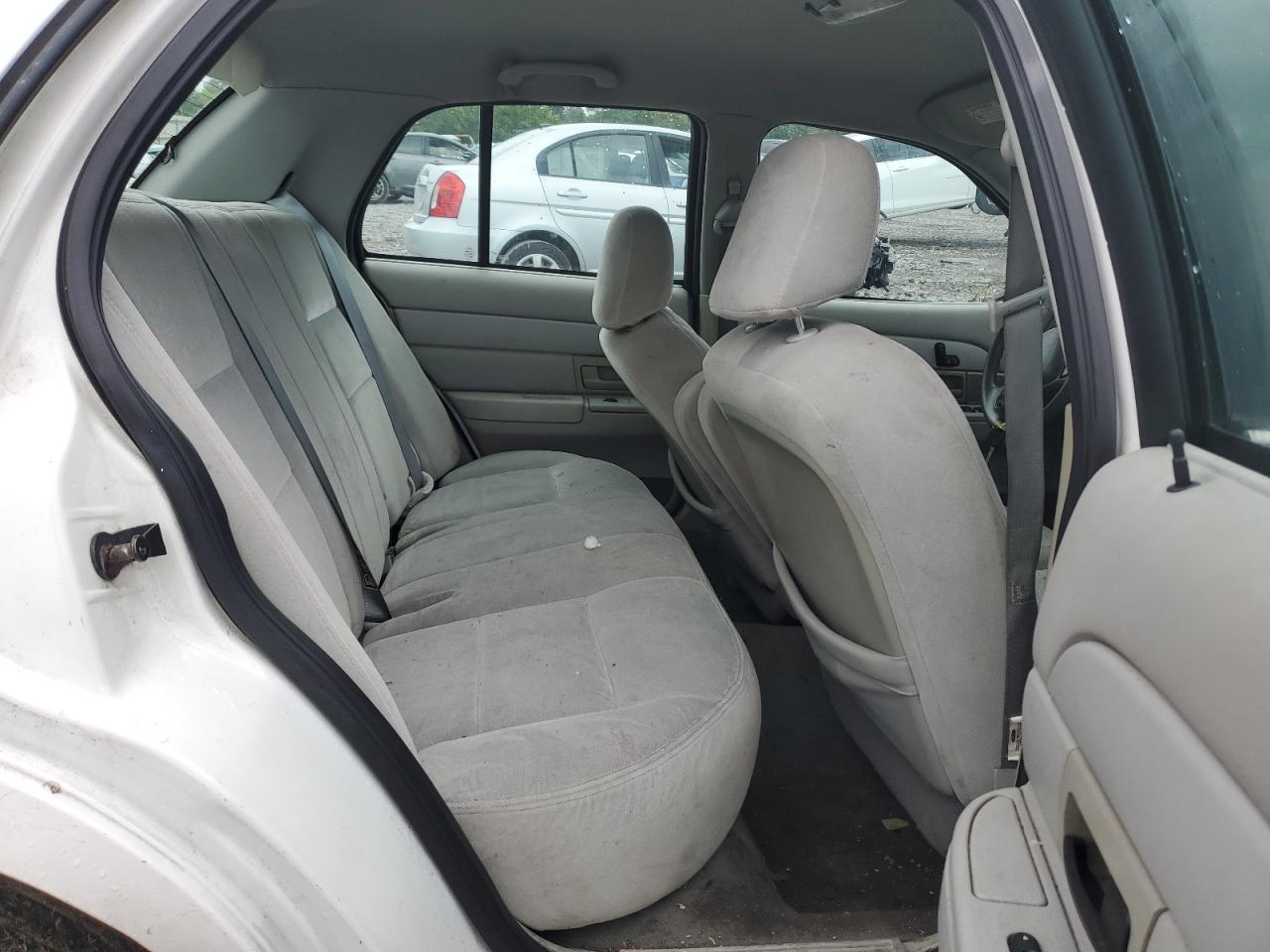 2003 Ford Crown Victoria VIN: 2FAFP73WX3X100505 Lot: 61869844