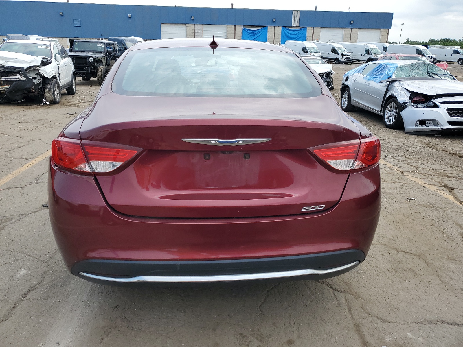 1C3CCCAB3FN592483 2015 Chrysler 200 Limited