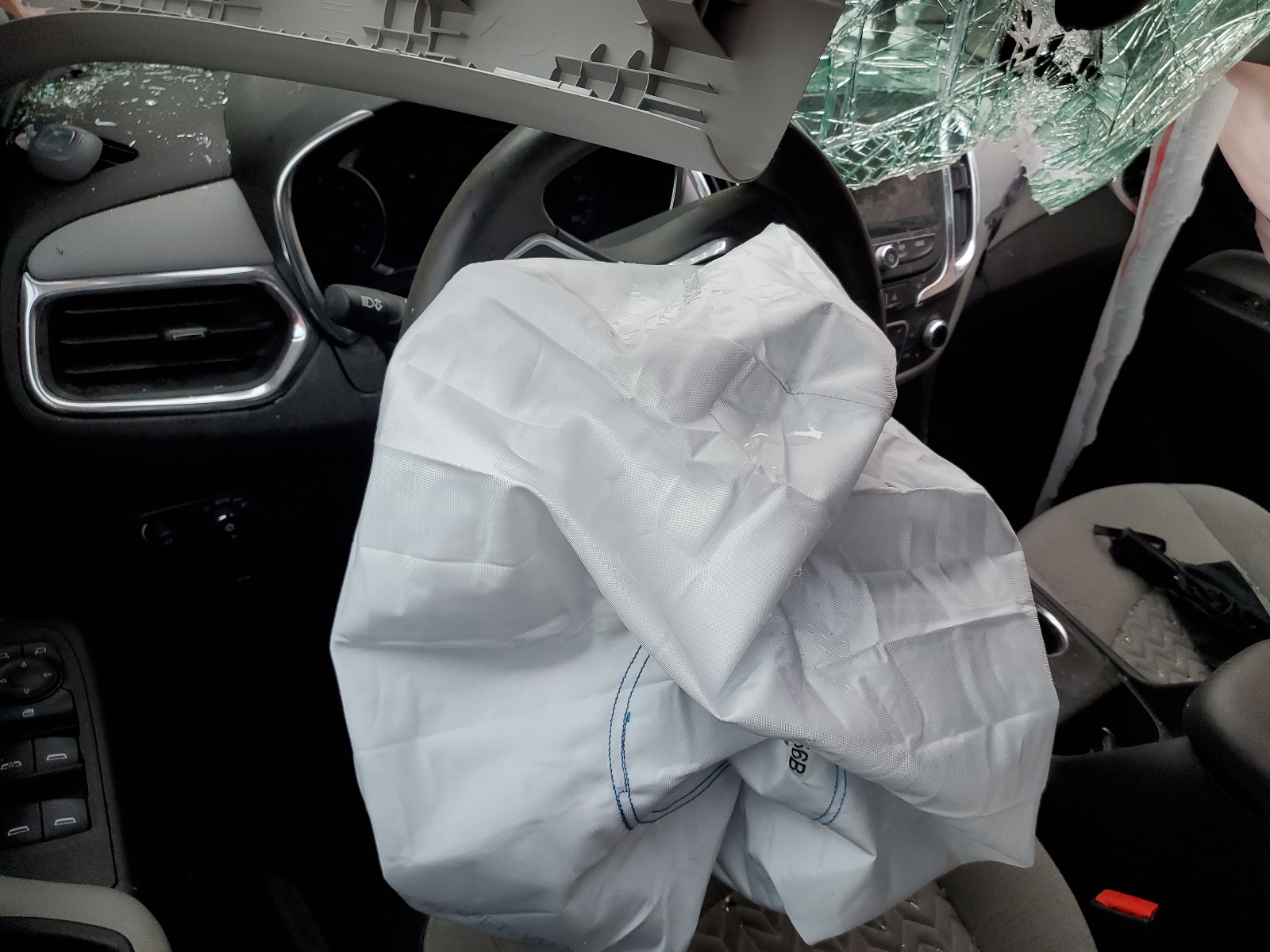 3GNAXKEV8NL205048 2022 Chevrolet Equinox Lt