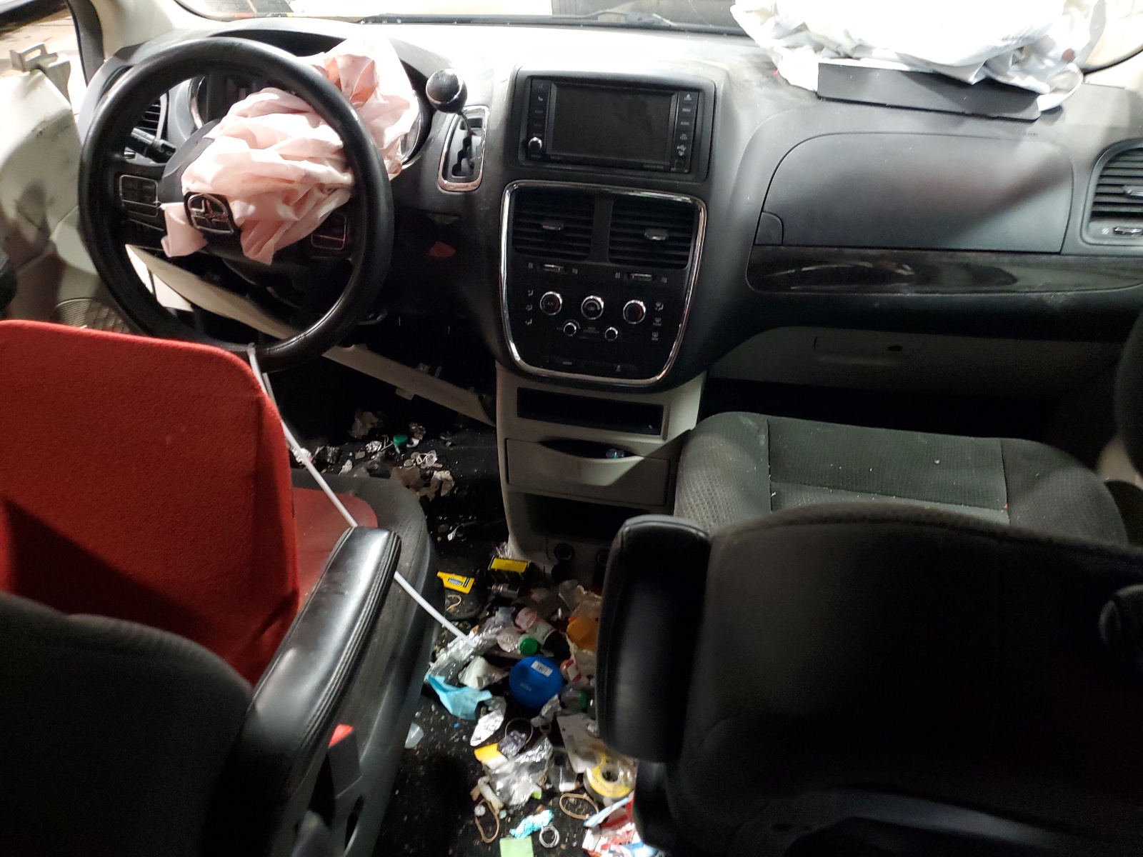 2C4RDGBG6JR348729 2018 Dodge Grand Caravan Se