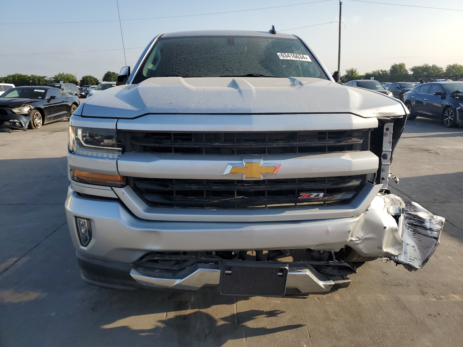 2018 Chevrolet Silverado K1500 Lt vin: 3GCUKREC6JG594318