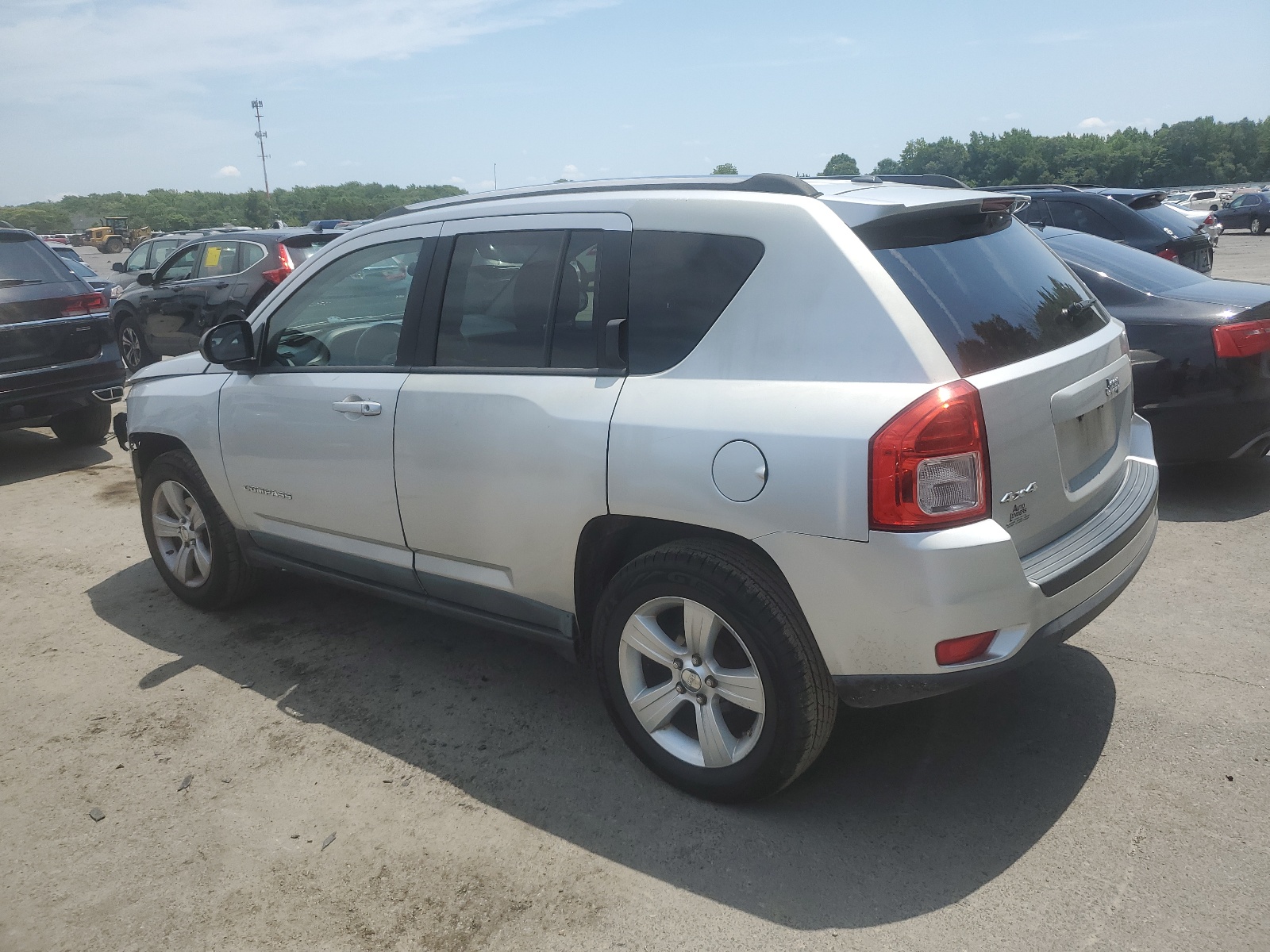 1J4NF1FB7BD271727 2011 Jeep Compass Sport