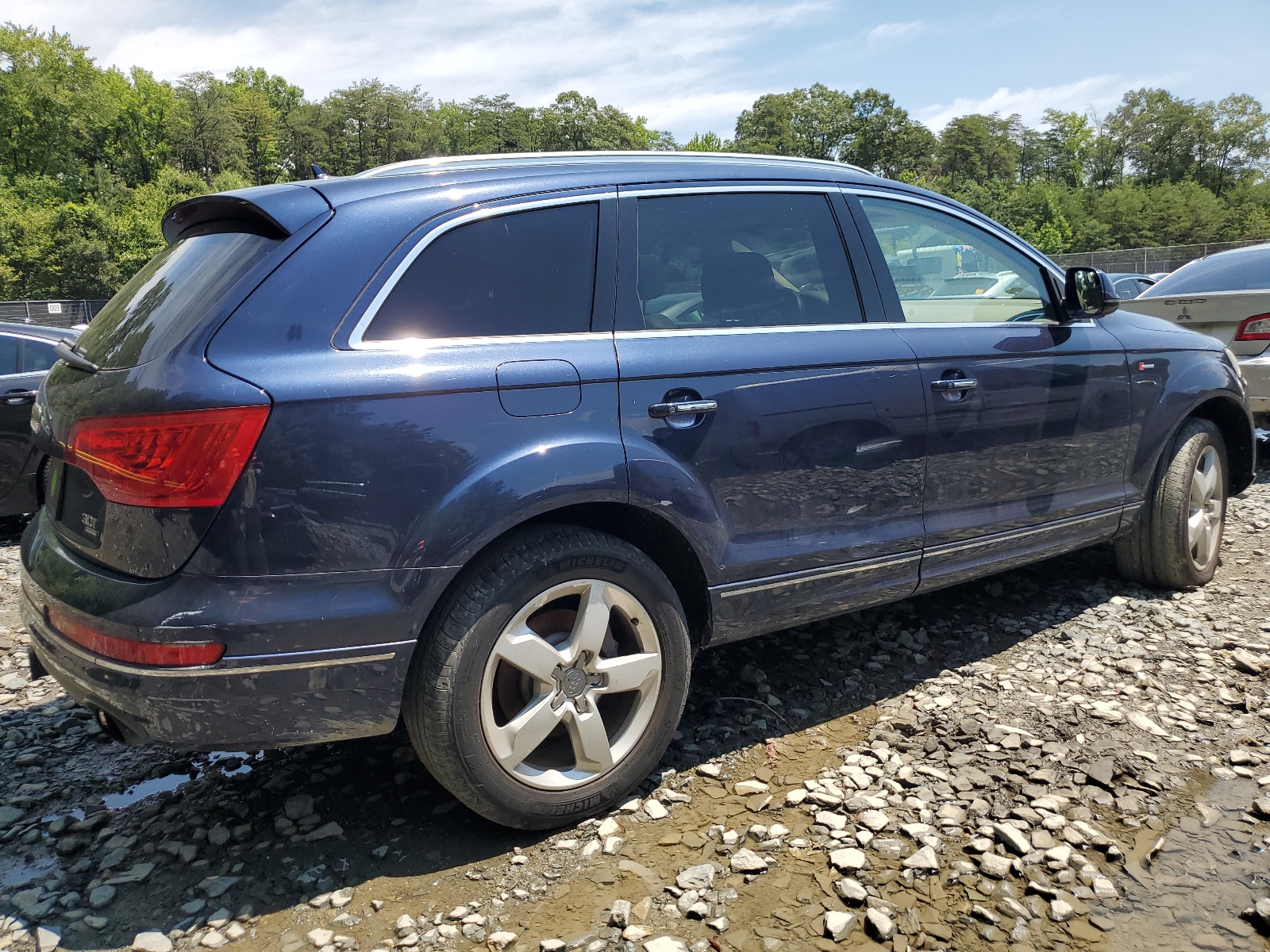 2014 Audi Q7 Premium Plus vin: WA1LGAFE8ED002770