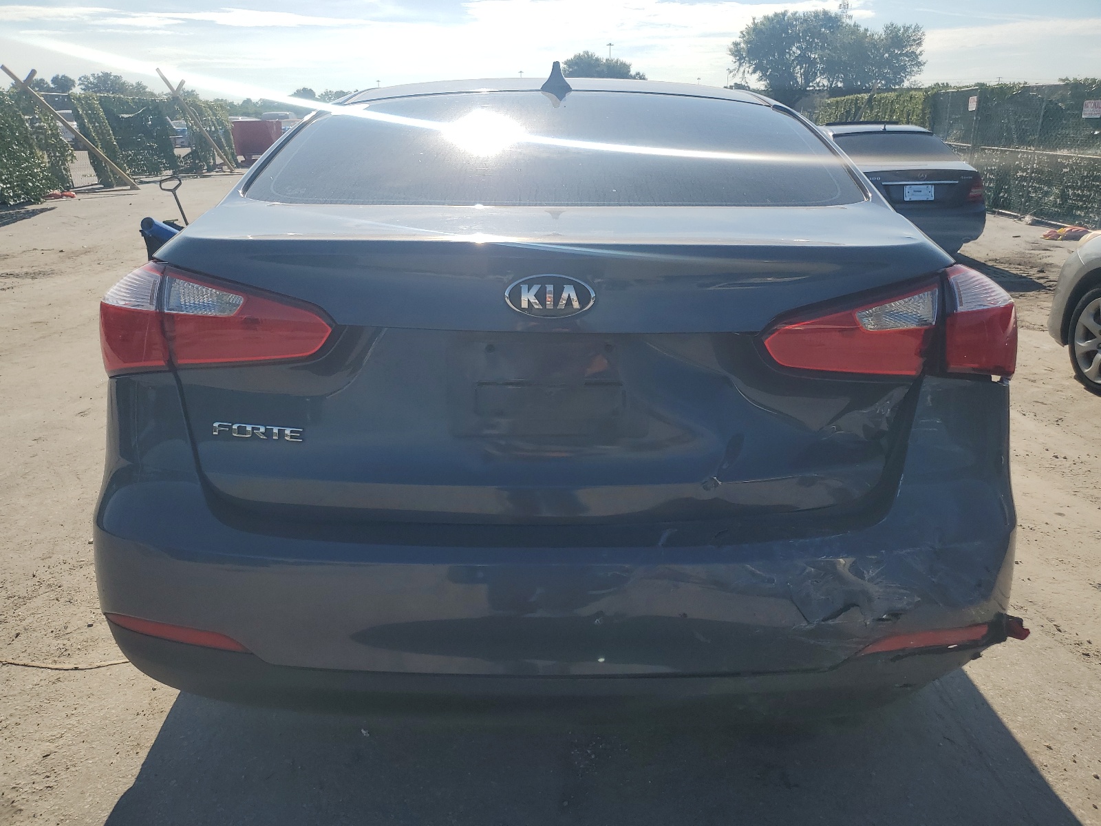 KNAFK4A60G5572596 2016 Kia Forte Lx