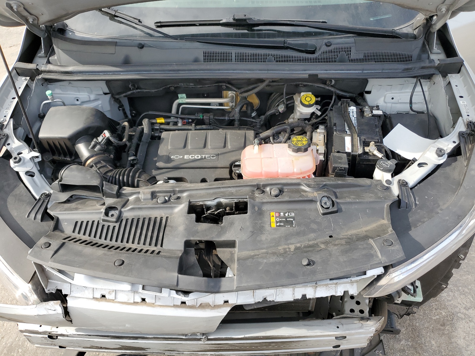 KL7CJKSB1JB595156 2018 Chevrolet Trax Ls