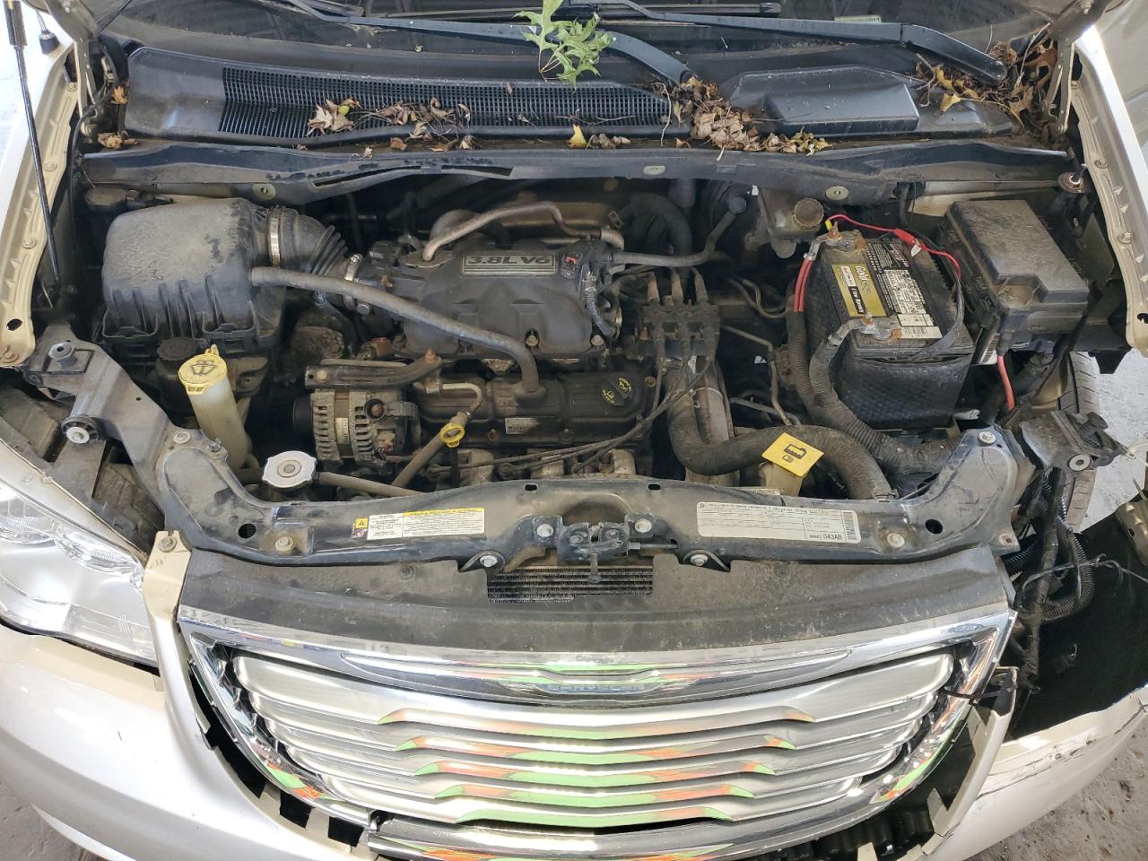 2010 Chrysler Town & Country Touring Plus VIN: 2A4RR8D19AR380911 Lot: 64222904