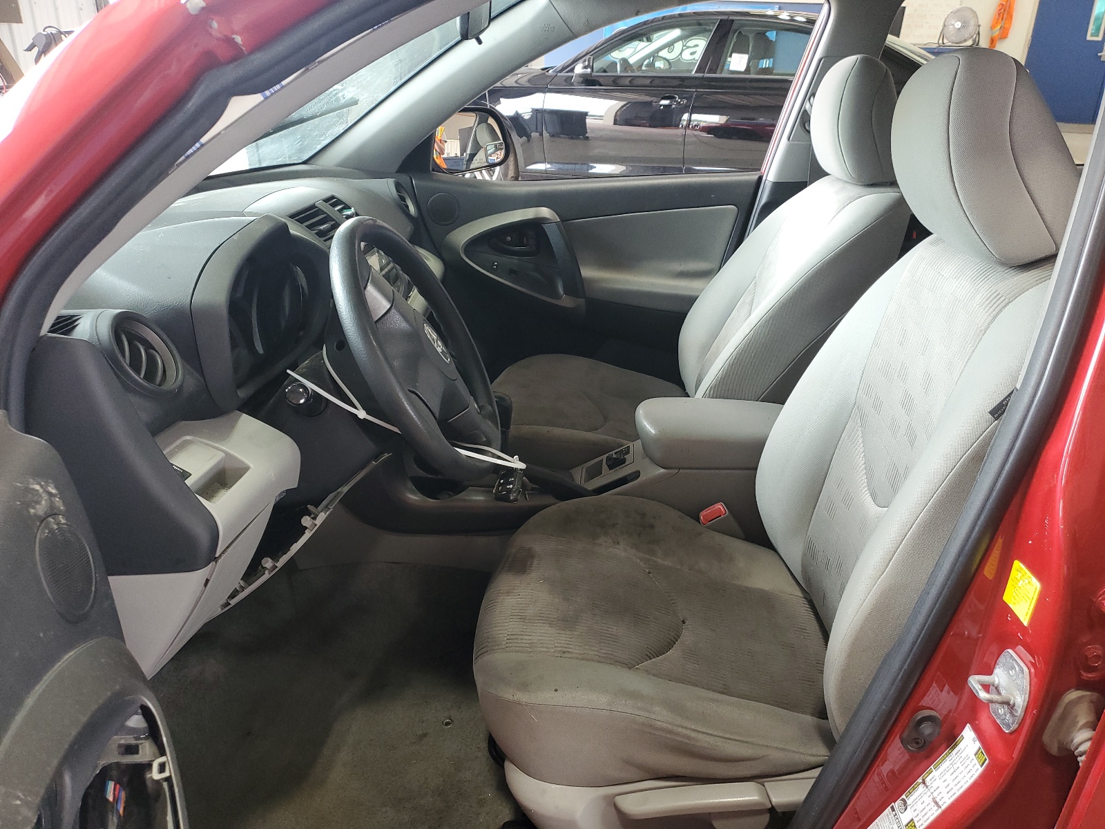 2T3BF4DV5BW109461 2011 Toyota Rav4